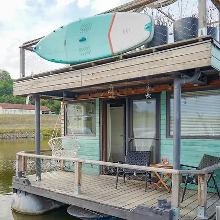 Hausboot Mit Sonnendeck Botel